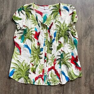 🌸 2 for $20 🌸 Parrot 🦜 Print Blouse